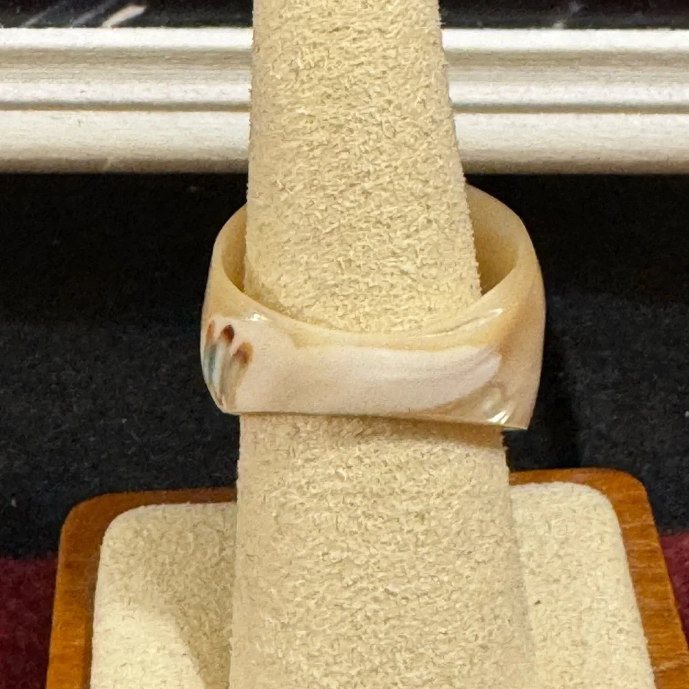 Fabulous unique mother of pearl natural shell ring